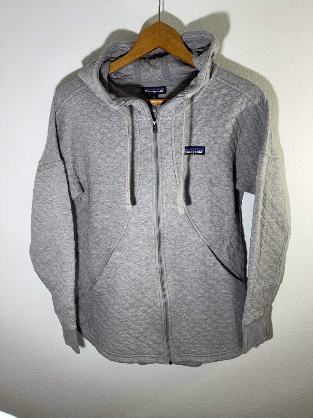Patagonia Women’s Quilted Full-Zip Hoodie - Light Gray